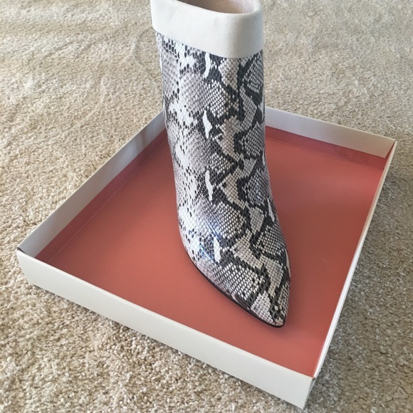 🆕42 Gold boots - Picture 8 of 16